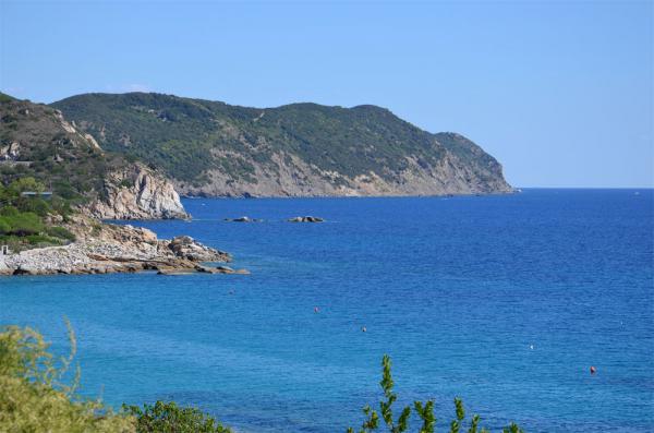 14 Isola Elba